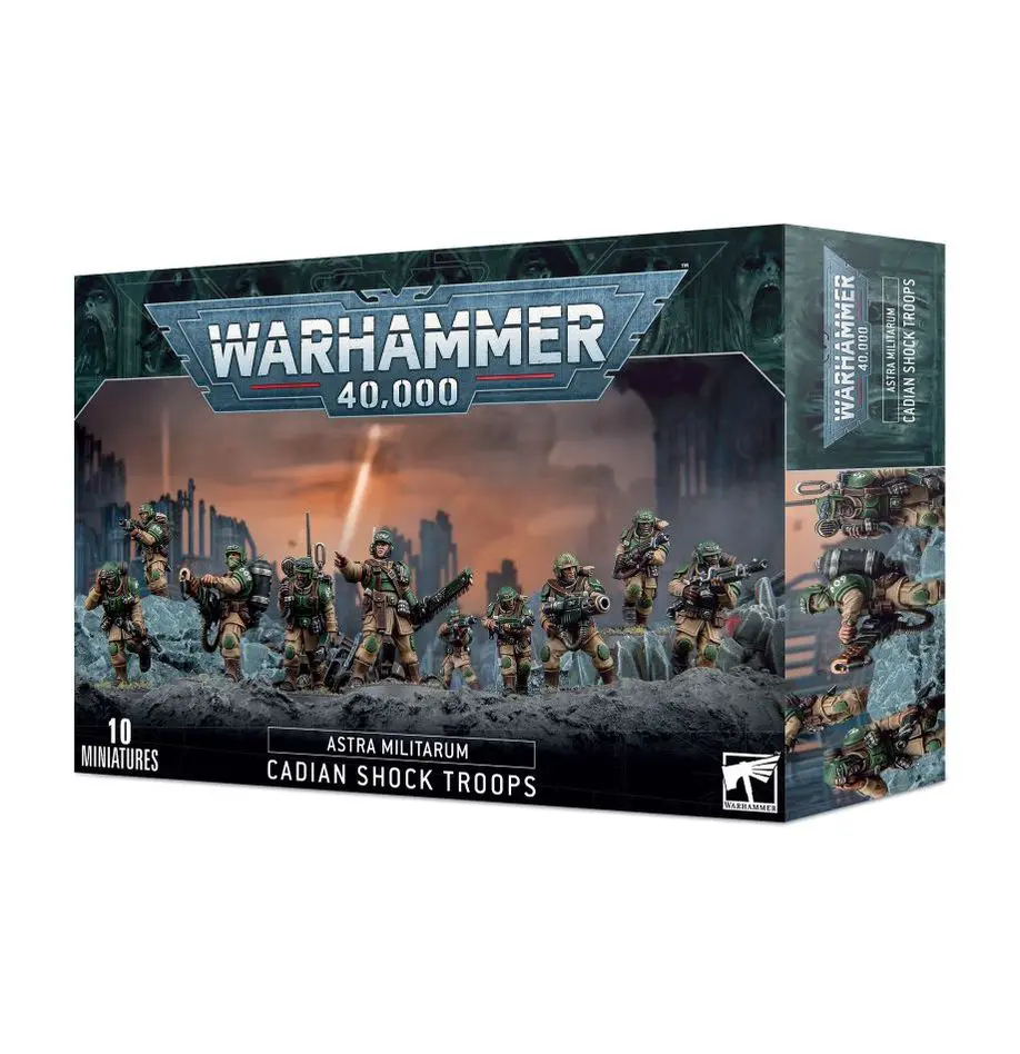 Warhammer 40,000 Chaos Space Marines game box with miniatures.